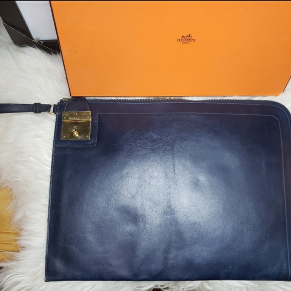 VTG Hermes Portfolio Leather Case w/ Wristlet - Picture 3 of 15